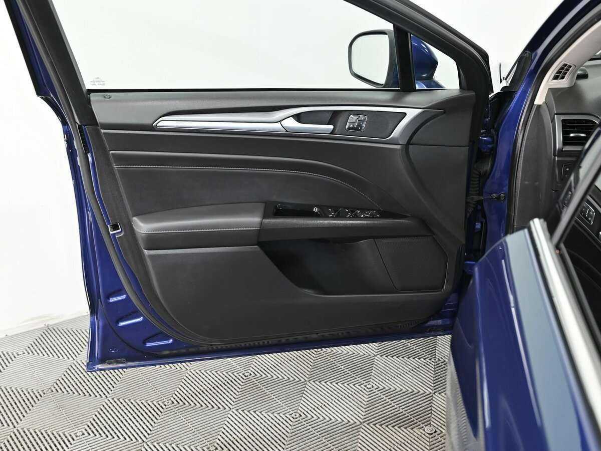 Ford Mondeo с пробегом — 2015 год. Фото: #13