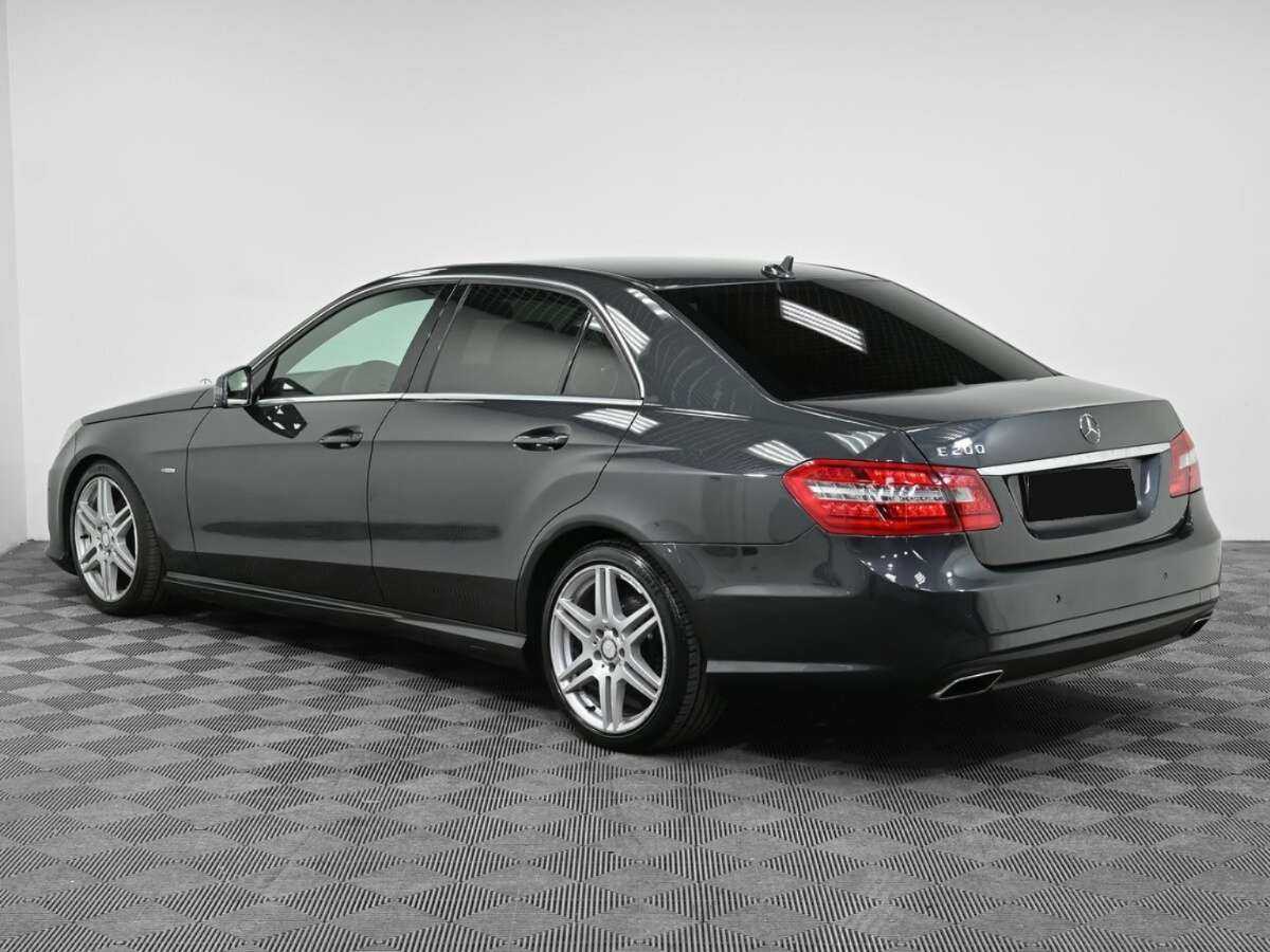 Mercedes-Benz E-Класс с пробегом — 2012 год. Фото: #3