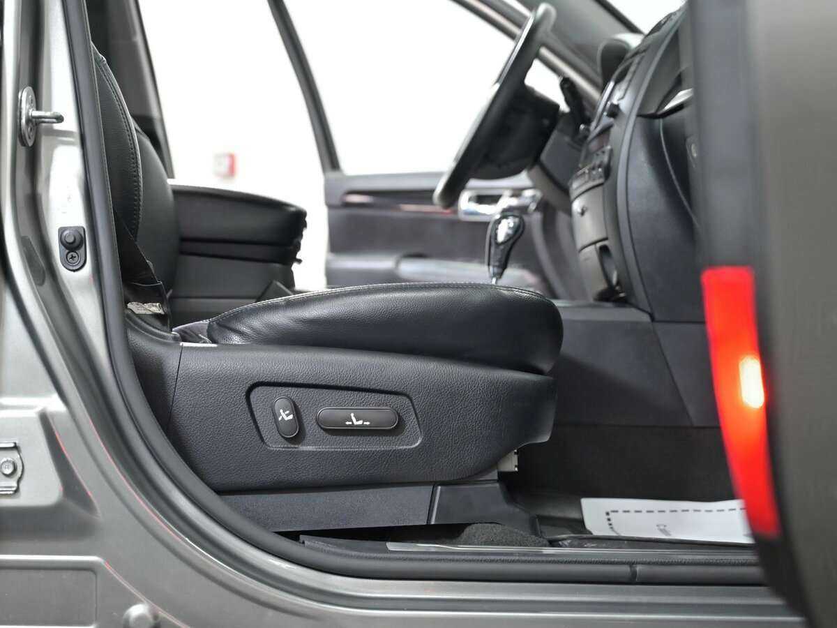 Kia Mohave с пробегом — 2012 год. Фото: #15