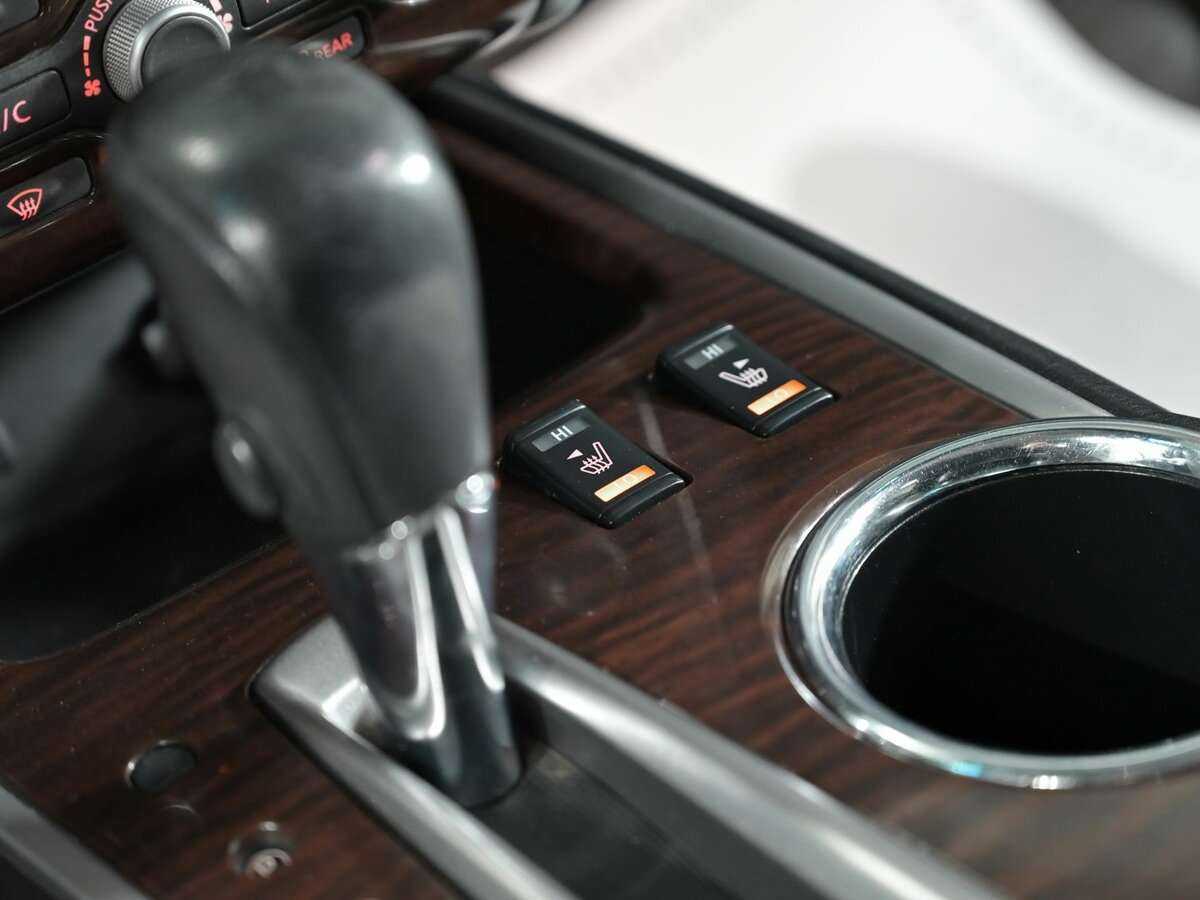 Nissan Pathfinder с пробегом — 2014 год. Фото: #14