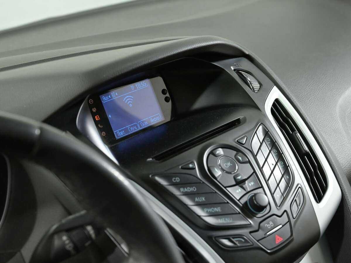 Ford Focus с пробегом — 2012 год. Фото: #10