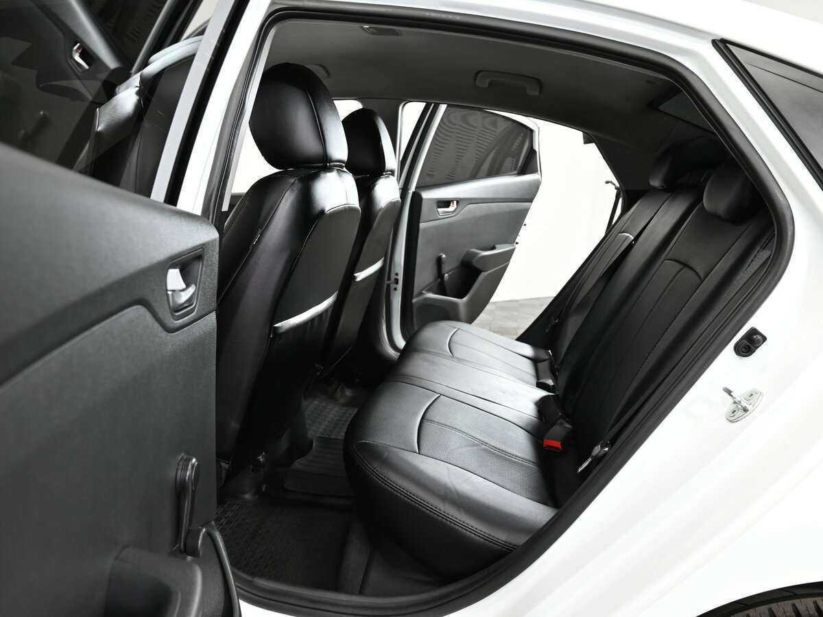 Hyundai Solaris с пробегом — 2020 год. Фото: #12