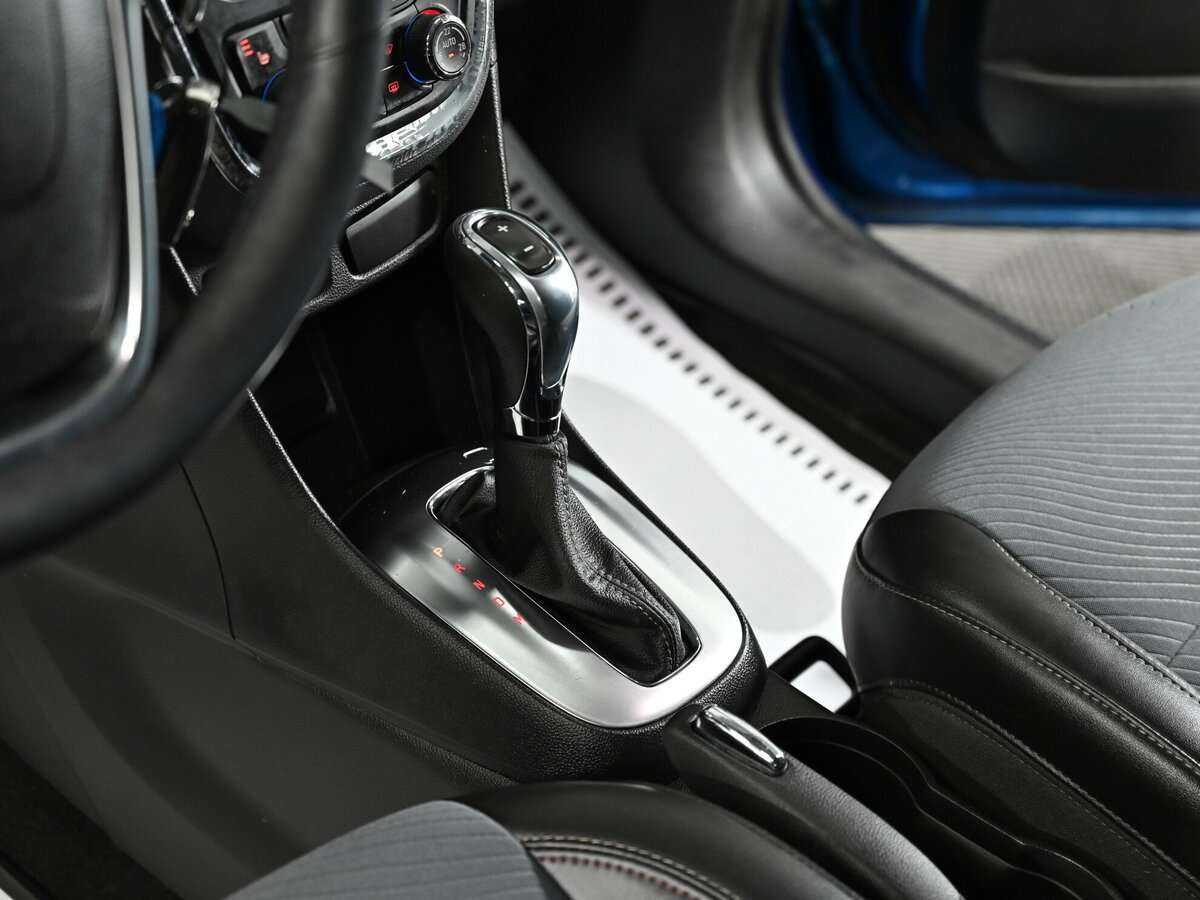 Opel Mokka с пробегом — 2014 год. Фото: #10