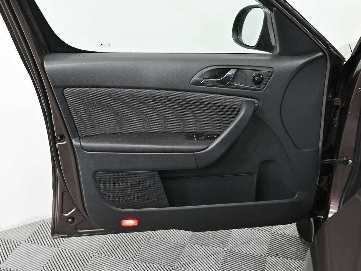 Skoda Yeti с пробегом — 2013 год. Фото: #9