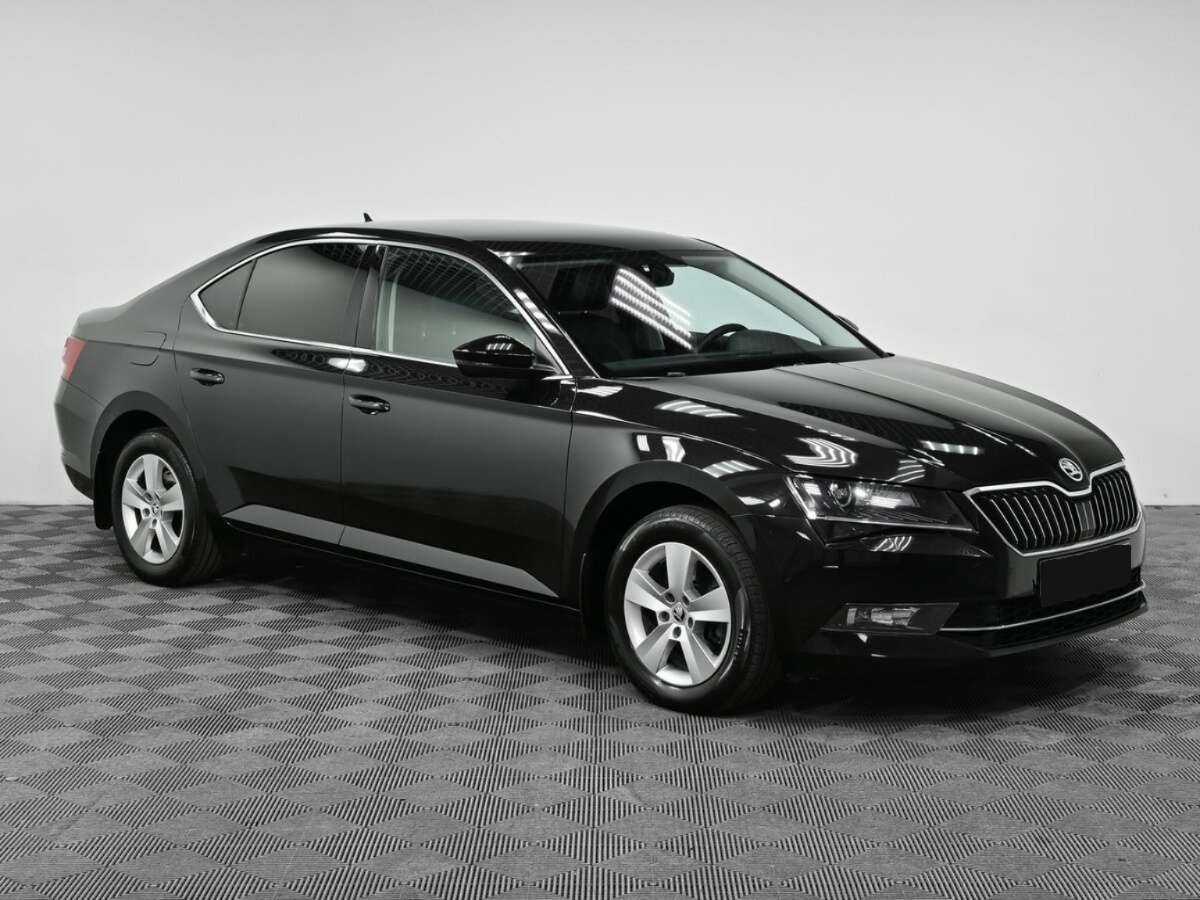 Skoda Superb с пробегом — 2016 год. Фото: #2