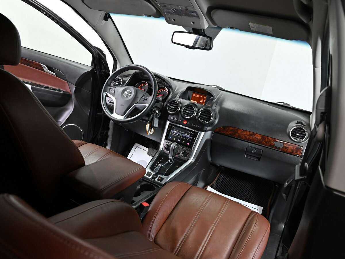 Opel Antara с пробегом — 2012 год. Фото: #4