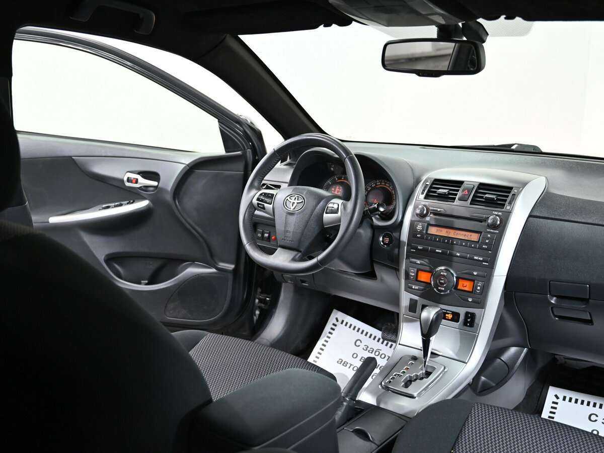 Toyota Corolla с пробегом — 2013 год. Фото: #4