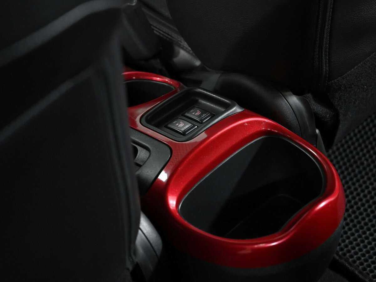 Nissan Juke с пробегом — 2013 год. Фото: #13