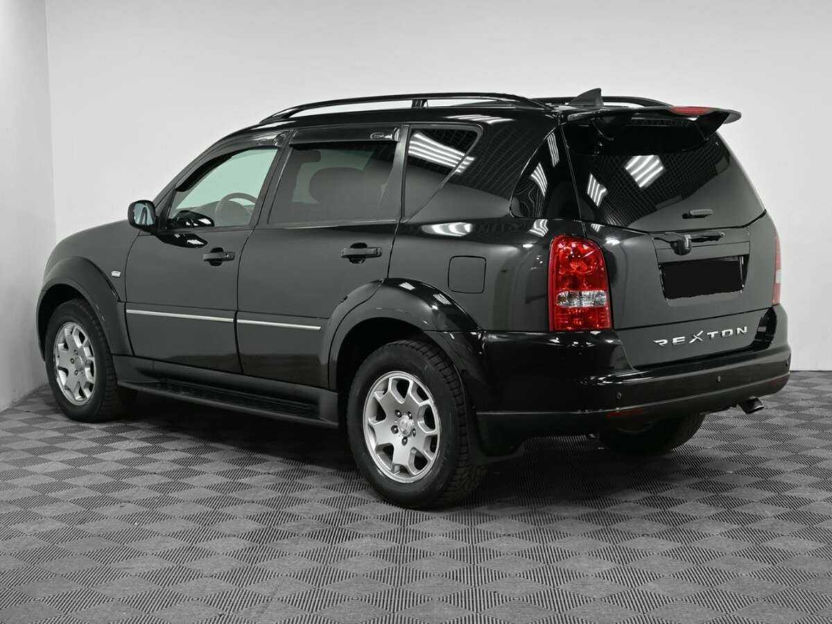 SsangYong Rexton с пробегом — 2012 год. Фото: #3