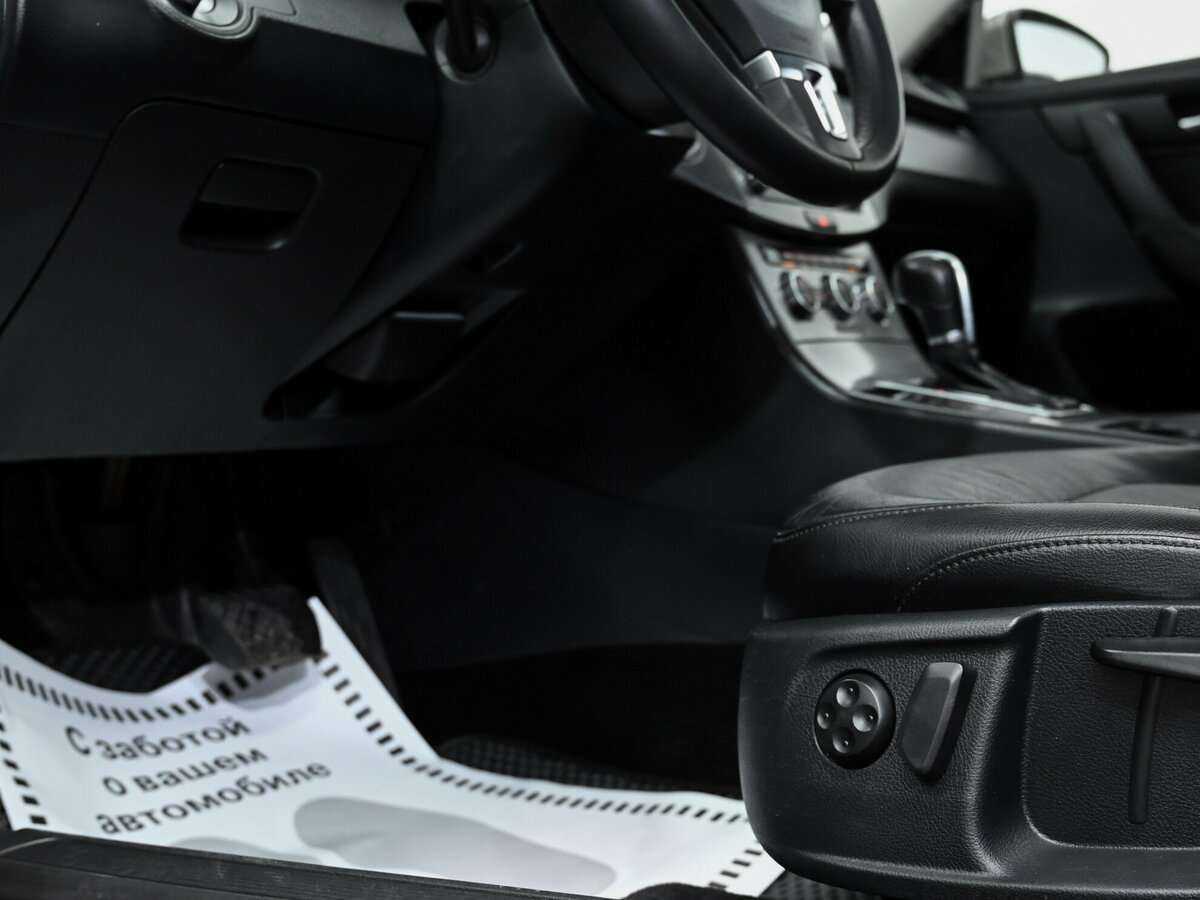 Volkswagen Passat с пробегом — 2014 год. Фото: #9