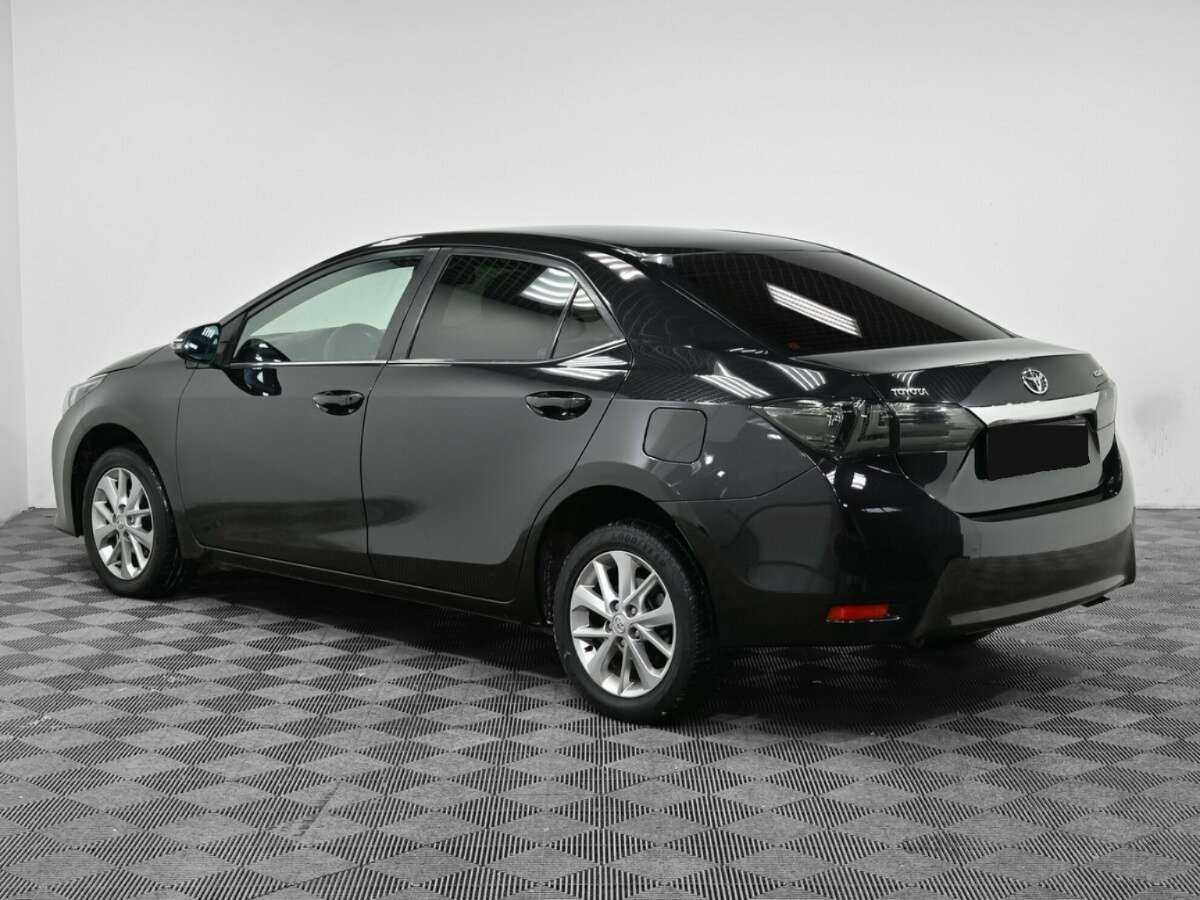 Toyota Corolla с пробегом — 2015 год. Фото: #3