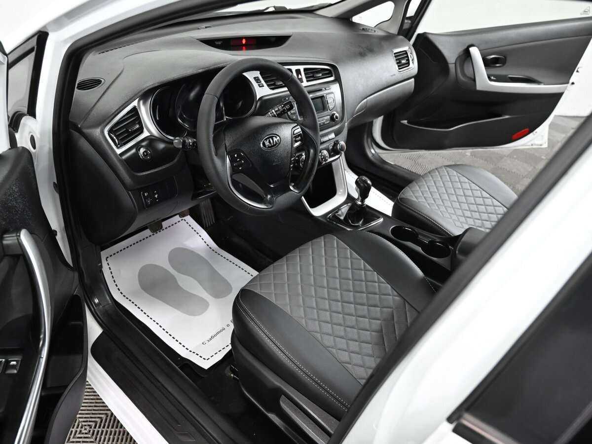 Kia Ceed с пробегом — 2013 год. Фото: #7