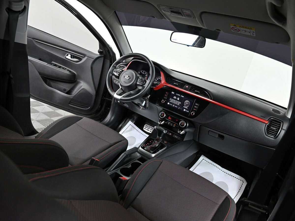 Kia Rio с пробегом — 2021 год. Фото: #4
