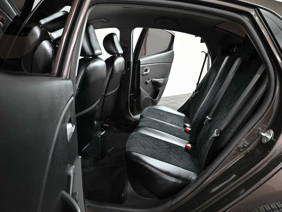 Kia Rio с пробегом — 2017 год. Фото: #10