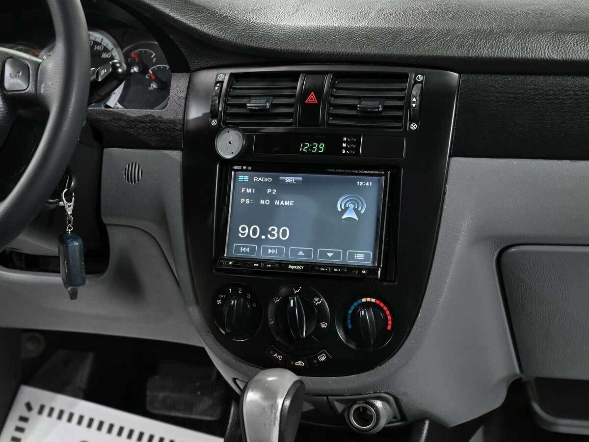 Daewoo Gentra с пробегом — 2014 год. Фото: #6