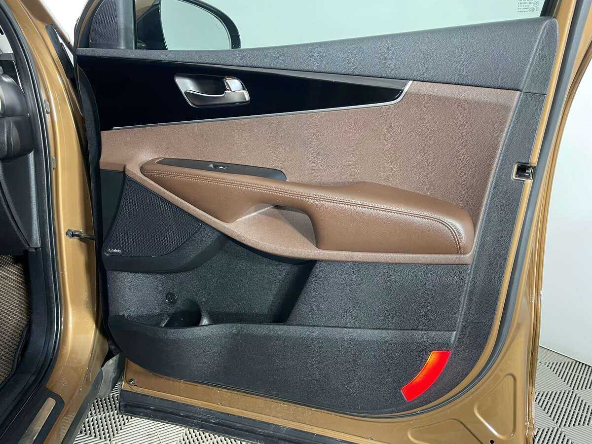 Kia Sorento с пробегом — 2016 год. Фото: #26