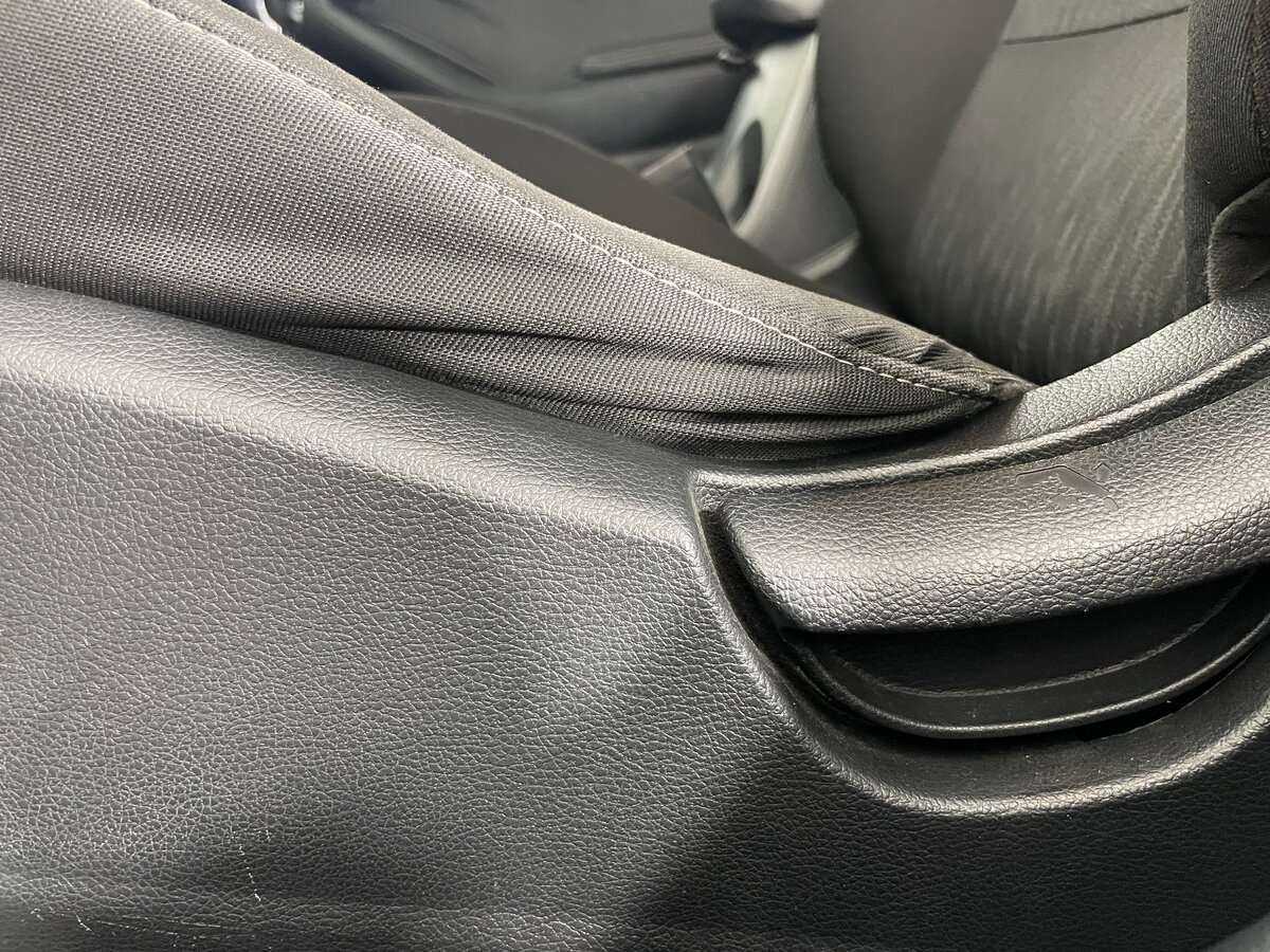 Kia Cerato с пробегом — 2015 год. Фото: #17