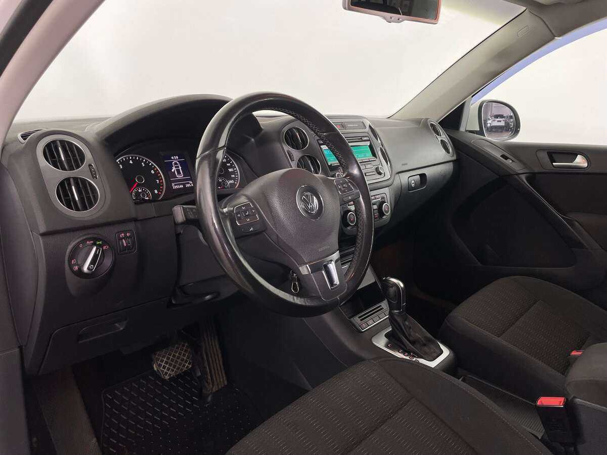 Volkswagen Tiguan с пробегом — 2013 год. Фото: #6