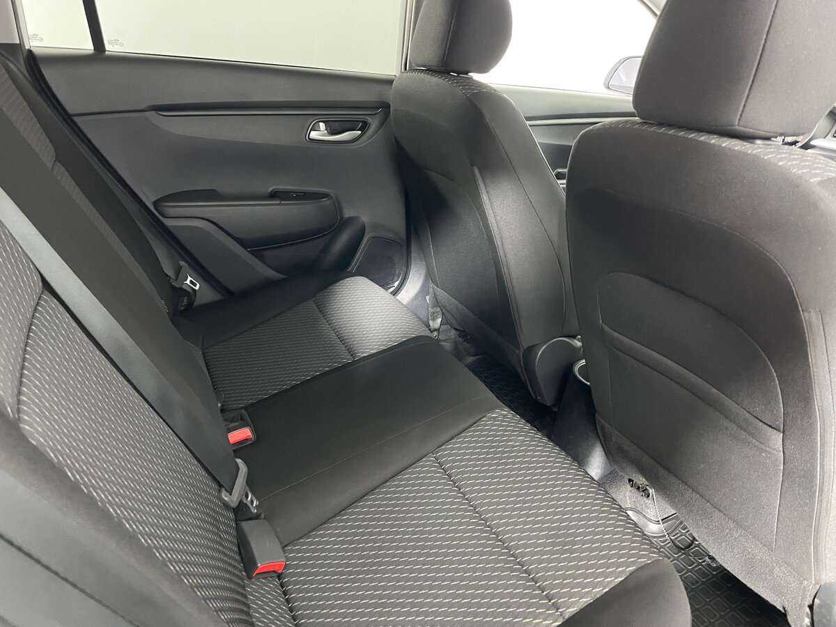 Kia Rio с пробегом — 2020 год. Фото: #26