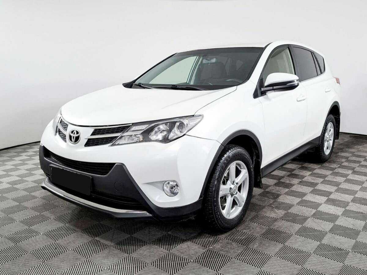 Toyota RAV4 с пробегом — 2014 год. Фото: #14