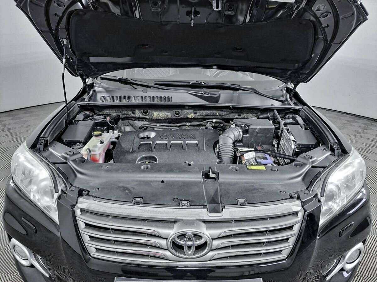 Toyota RAV4 с пробегом — 2012 год. Фото: #8