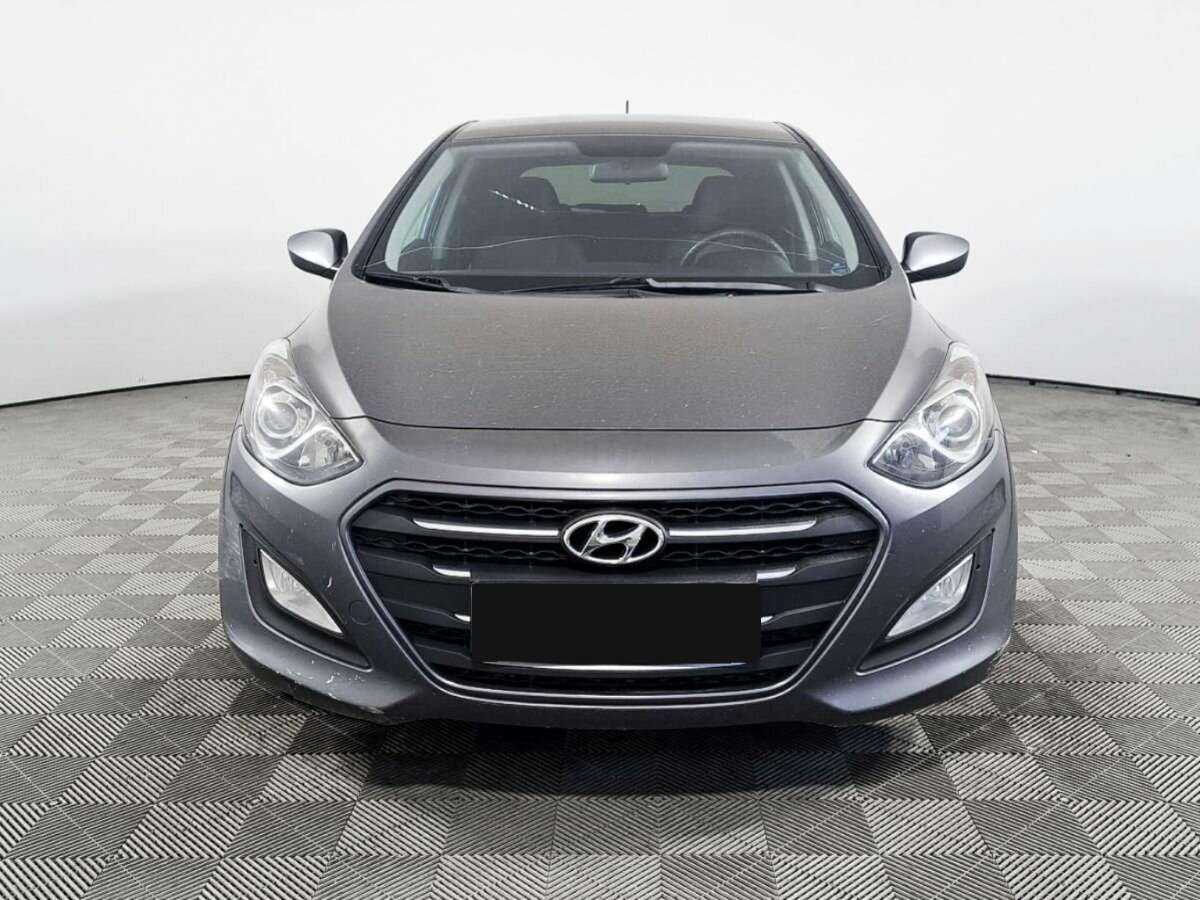 Hyundai i30 с пробегом — 2016 год. Фото: #1