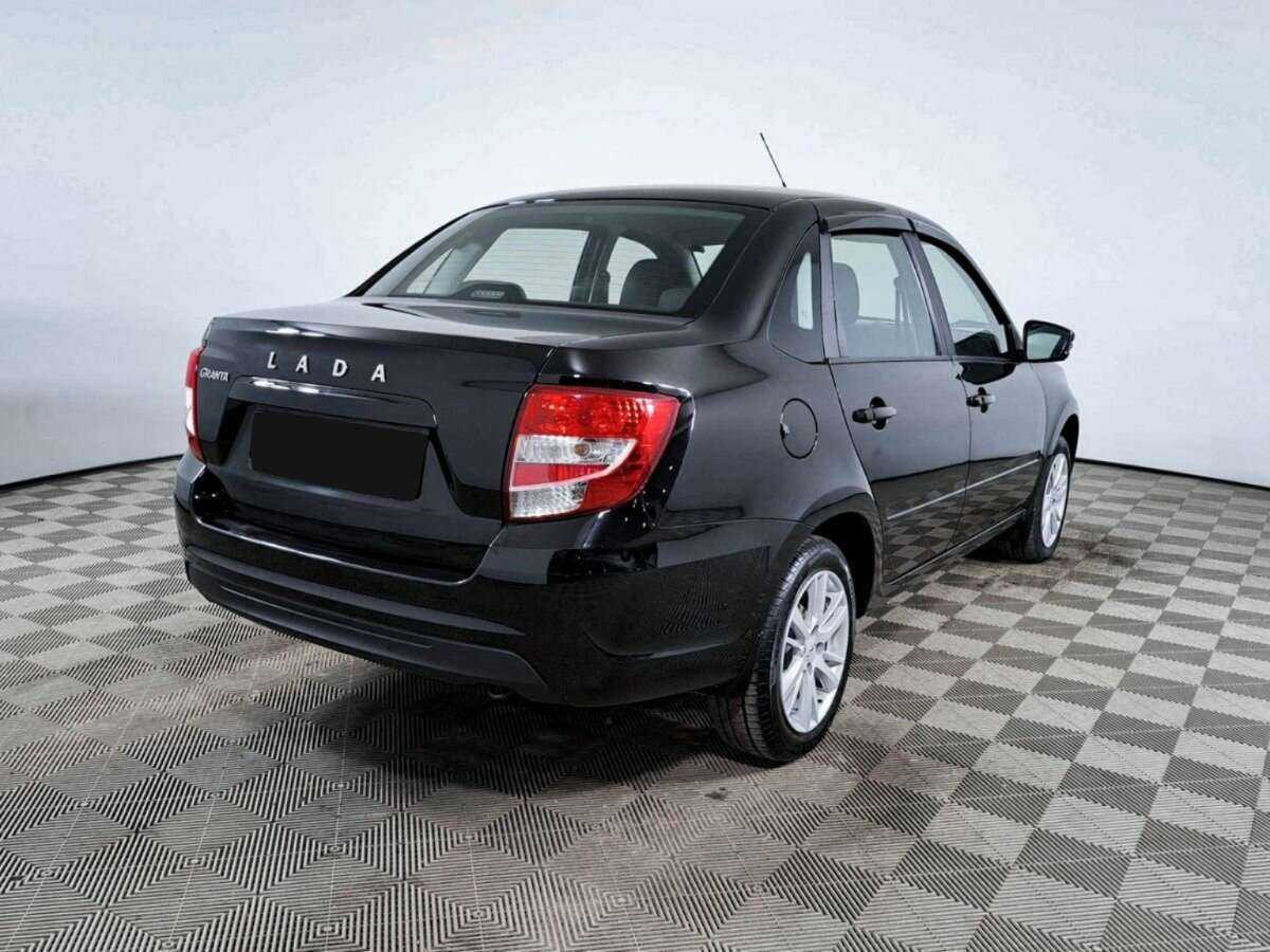 Lada (ВАЗ) Granta с пробегом — 2023 год. Фото: #3
