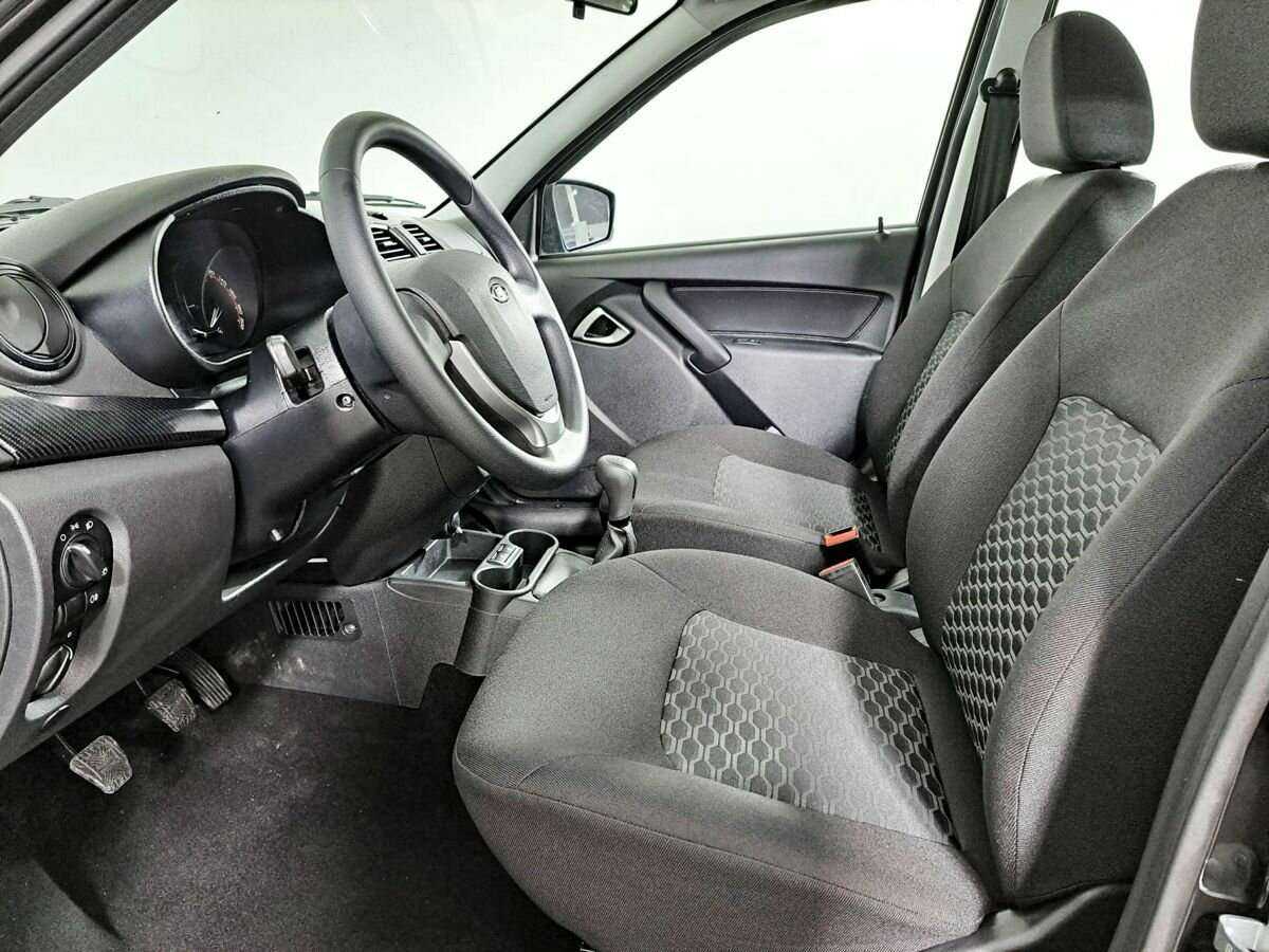 Lada (ВАЗ) Granta с пробегом — 2023 год. Фото: #12