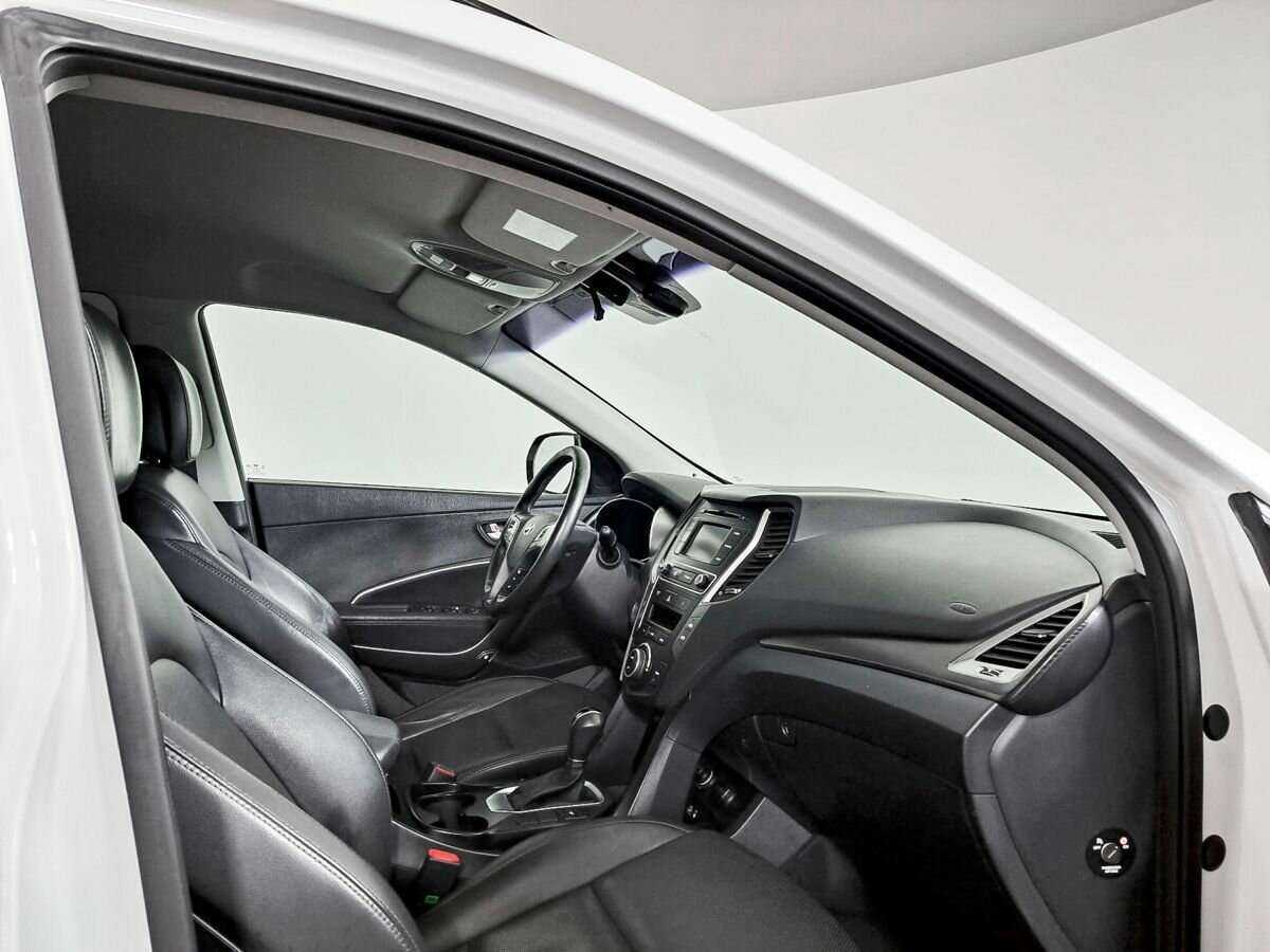 Hyundai Santa Fe с пробегом — 2017 год. Фото: #8