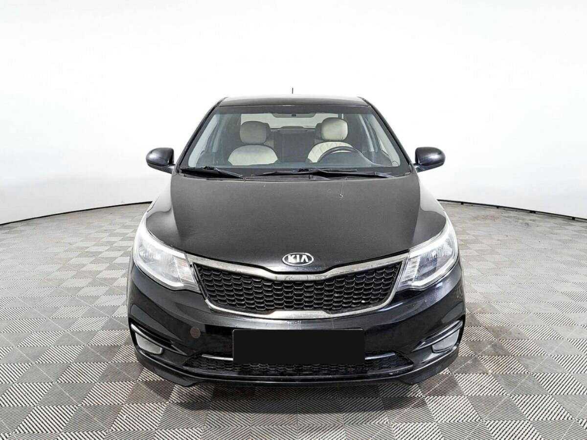 Kia Rio с пробегом — 2016 год. Фото: #1