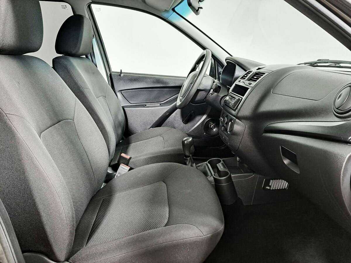 Lada (ВАЗ) Granta с пробегом — 2019 год. Фото: #8