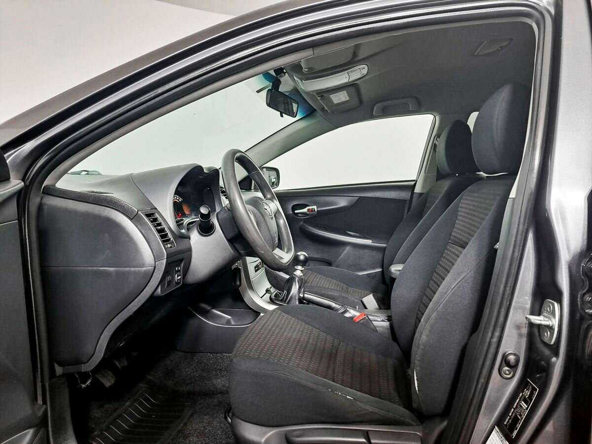 Toyota Corolla с пробегом — 2012 год. Фото: #13