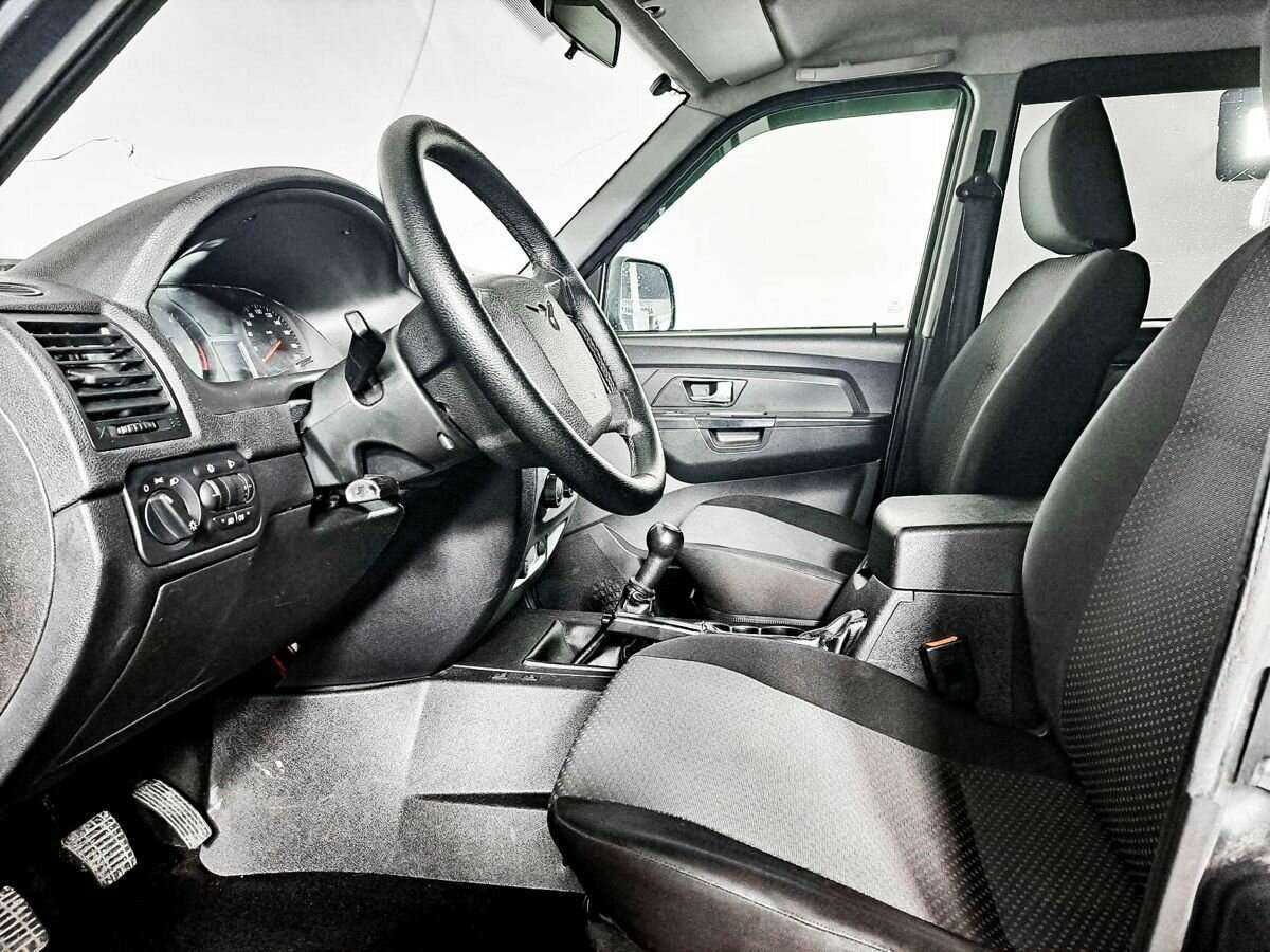 УАЗ Patriot с пробегом — 2016 год. Фото: #13