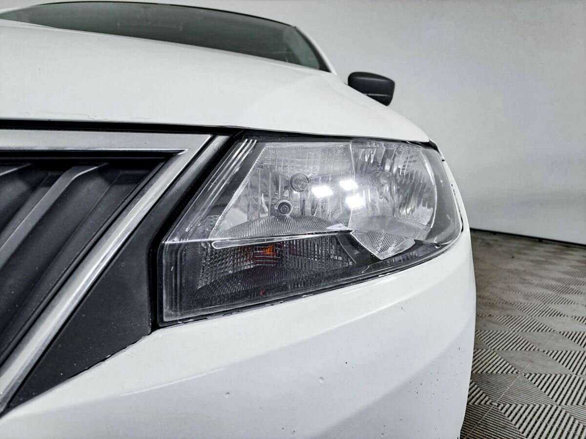 Skoda Rapid с пробегом — 2017 год. Фото: #16