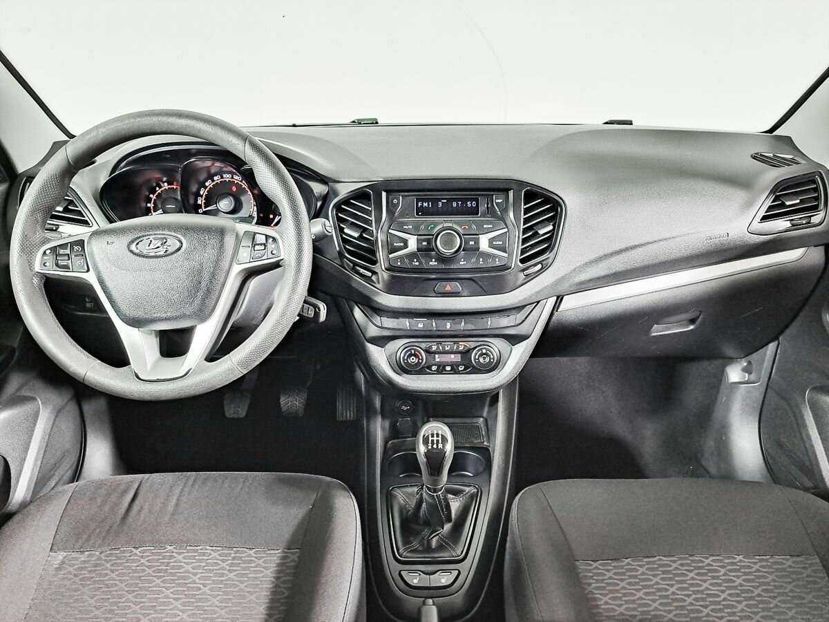 Lada (ВАЗ) Vesta с пробегом — 2020 год. Фото: #11