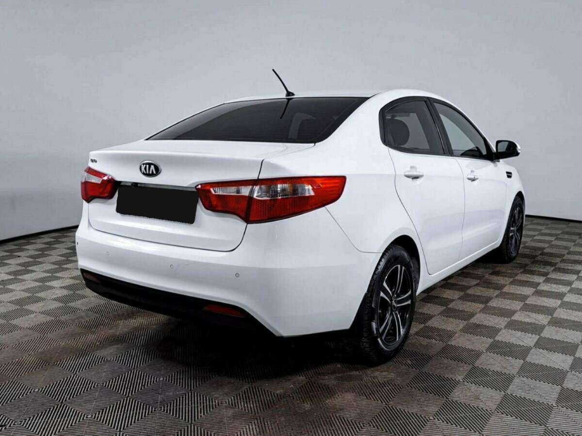 Kia Rio с пробегом — 2014 год. Фото: #4