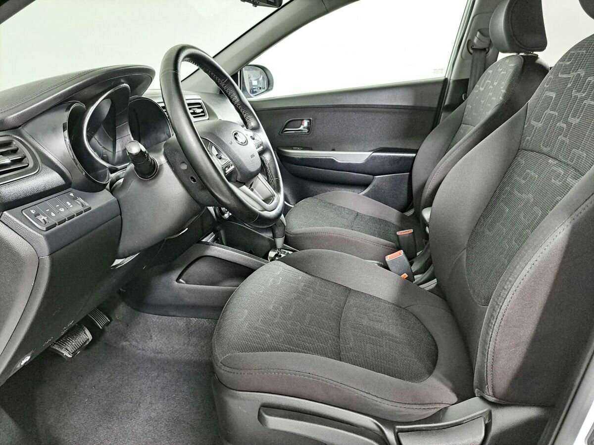 Kia Rio с пробегом — 2014 год. Фото: #12
