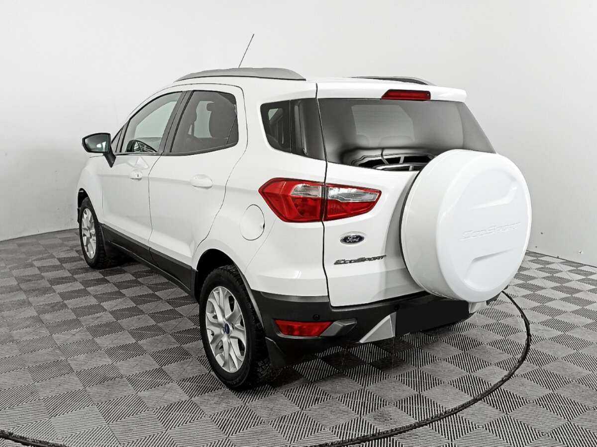 Ford EcoSport с пробегом — 2015 год. Фото: #5