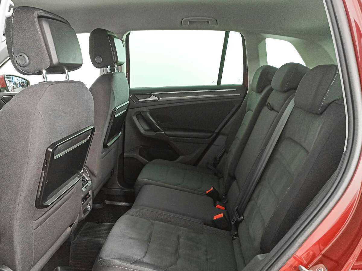 Volkswagen Tiguan с пробегом — 2017 год. Фото: #9