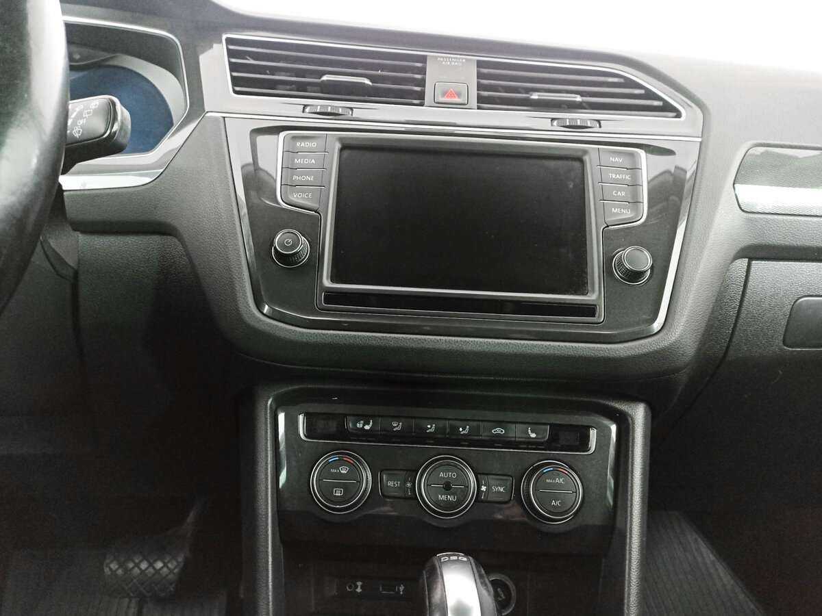 Volkswagen Tiguan с пробегом — 2017 год. Фото: #12