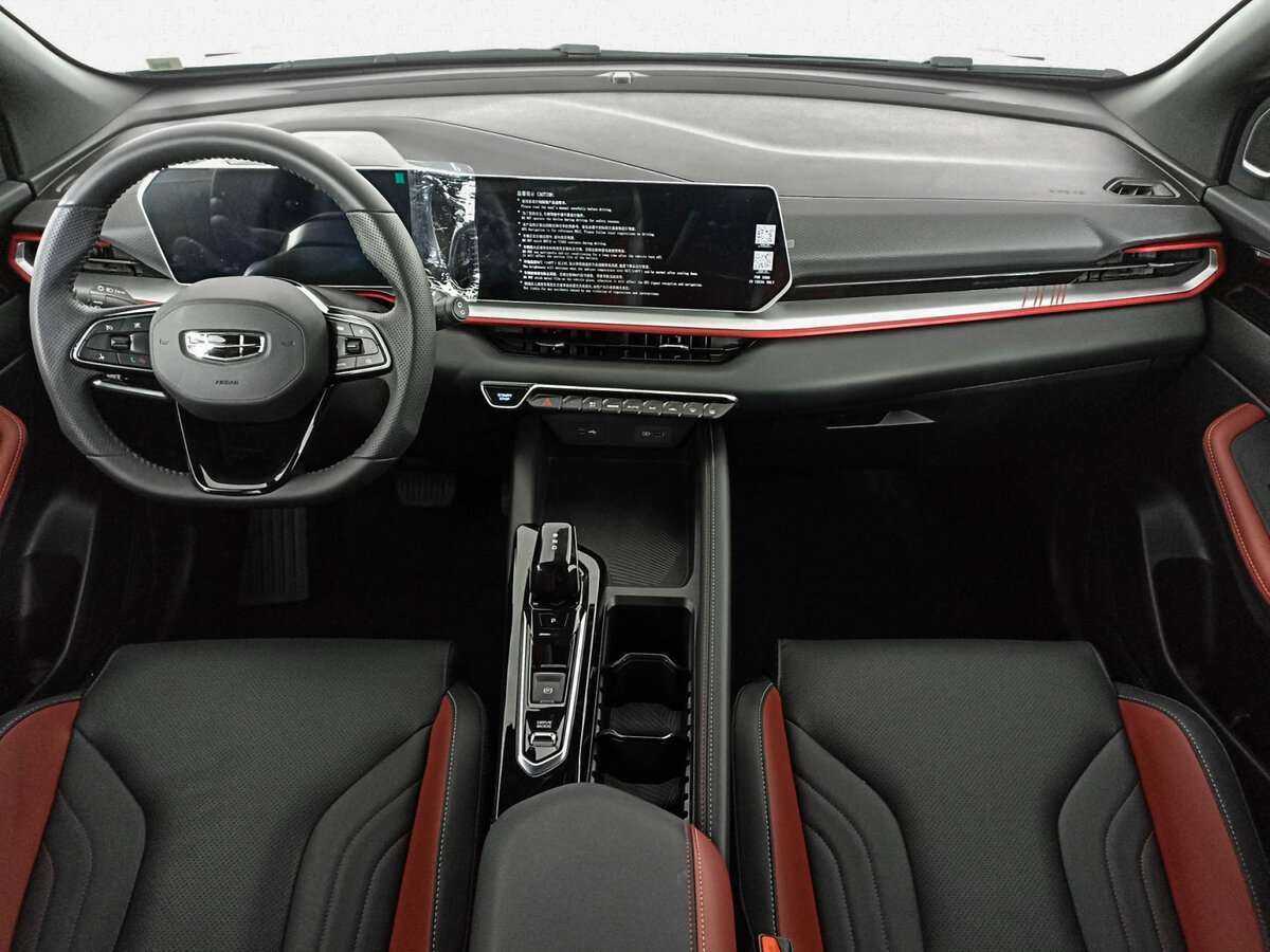 Geely Coolray с пробегом — 2023 год. Фото: #11