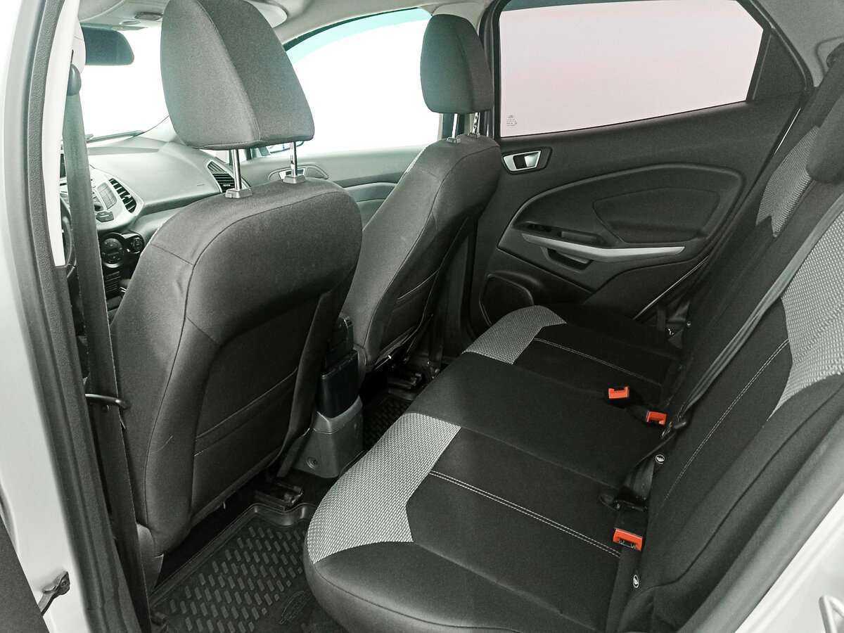 Ford EcoSport с пробегом — 2015 год. Фото: #11
