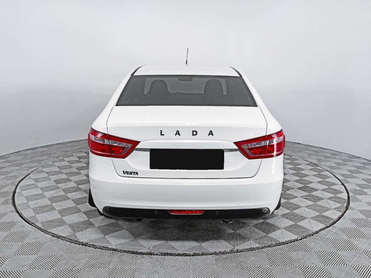 Lada (ВАЗ) Vesta с пробегом — 2020 год. Фото: #5