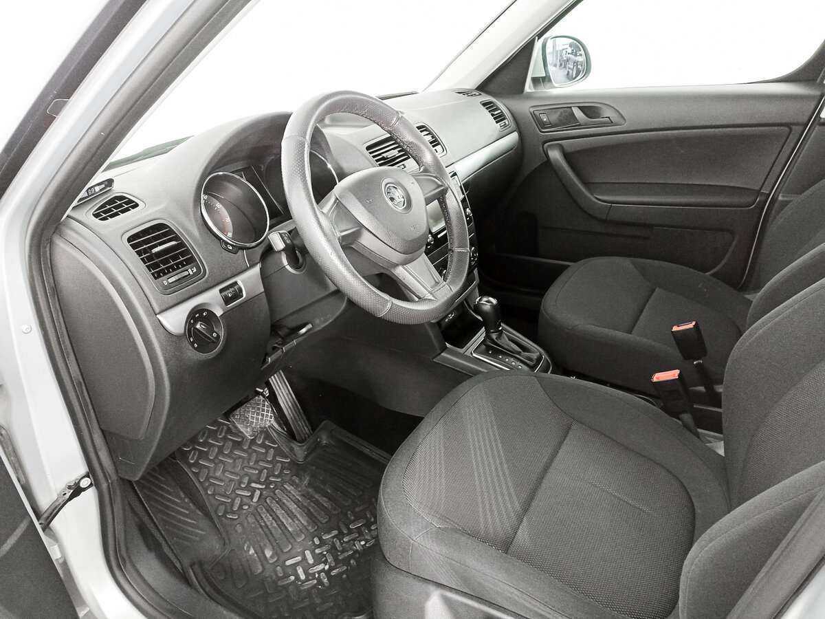 Skoda Yeti с пробегом — 2015 год. Фото: #13