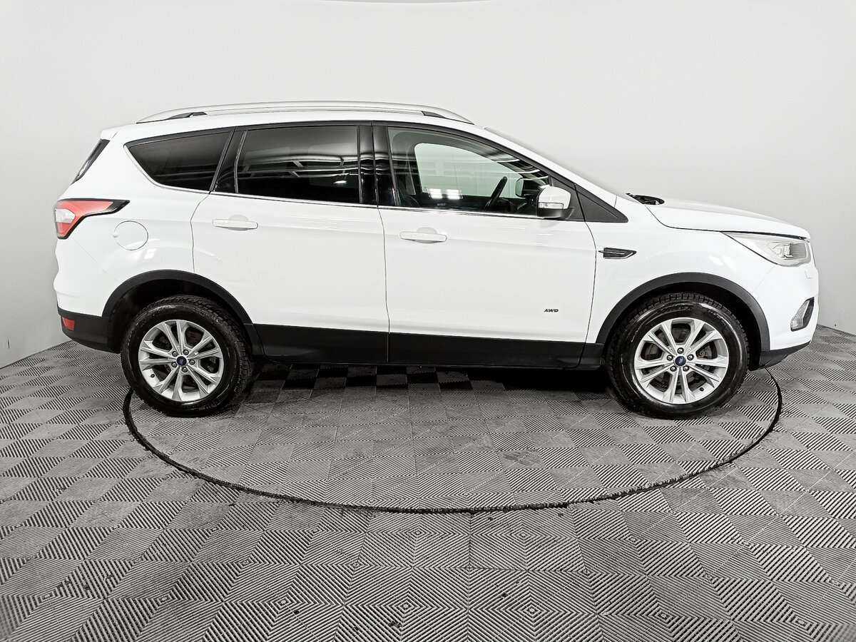 Ford Kuga с пробегом — 2018 год. Фото: #3