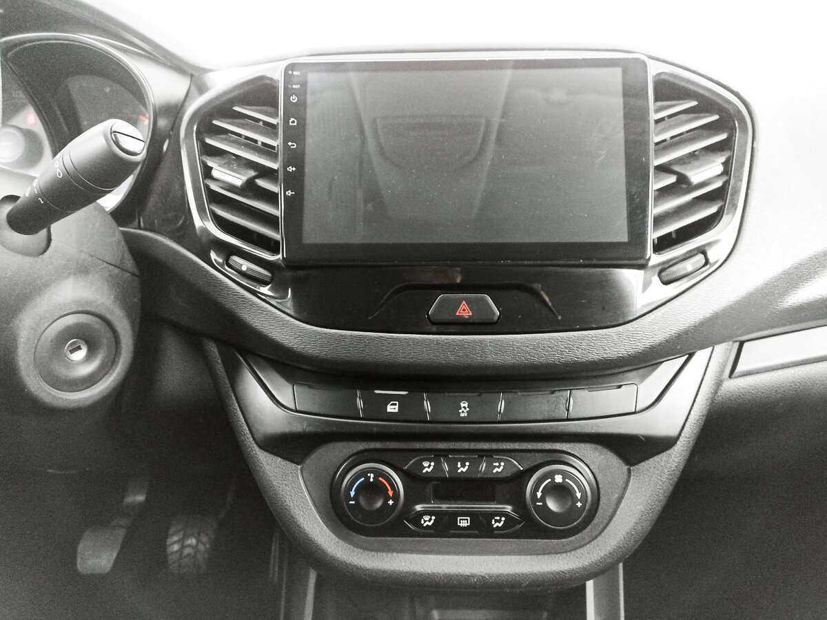 Lada (ВАЗ) Vesta с пробегом — 2019 год. Фото: #10