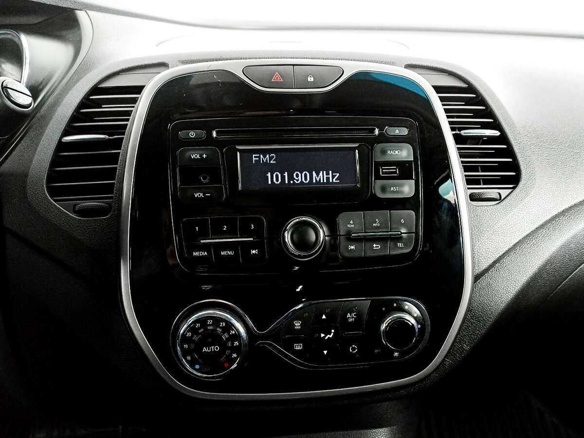 Renault Kaptur с пробегом — 2016 год. Фото: #10