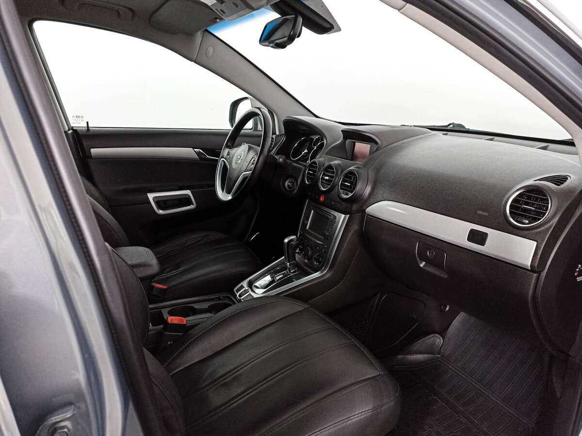 Opel Antara с пробегом — 2012 год. Фото: #8