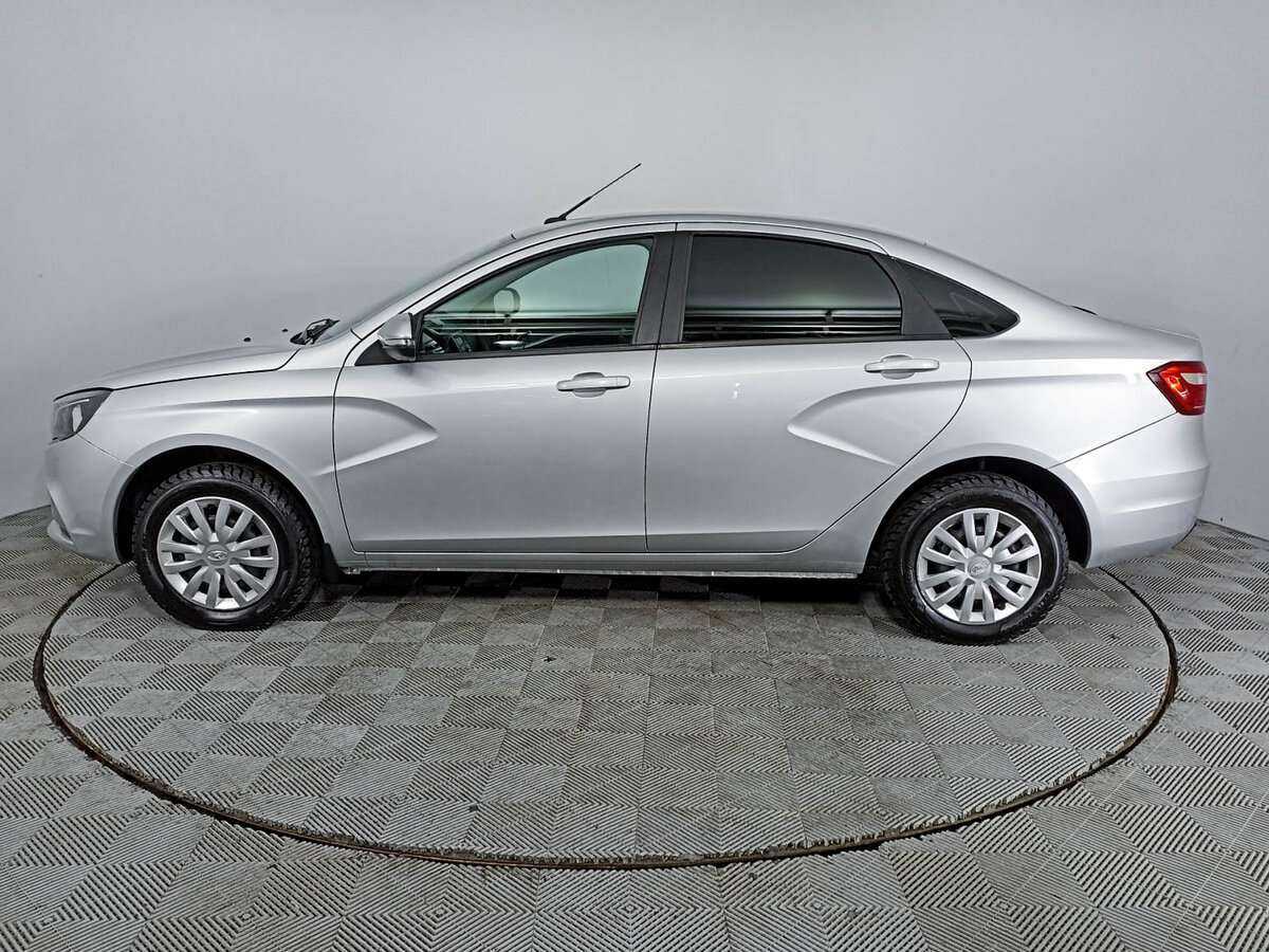 Lada (ВАЗ) Vesta с пробегом — 2017 год. Фото: #7