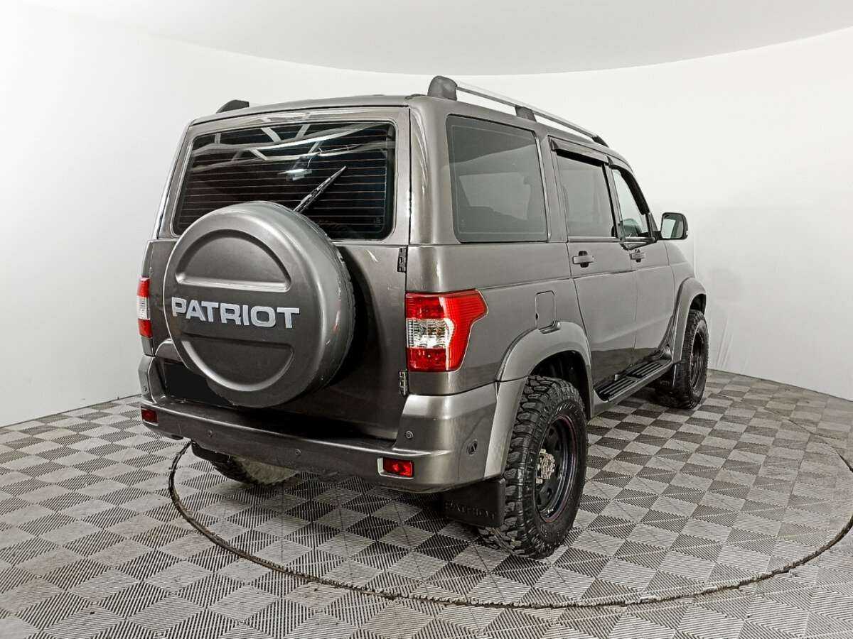 УАЗ Patriot с пробегом — 2016 год. Фото: #4